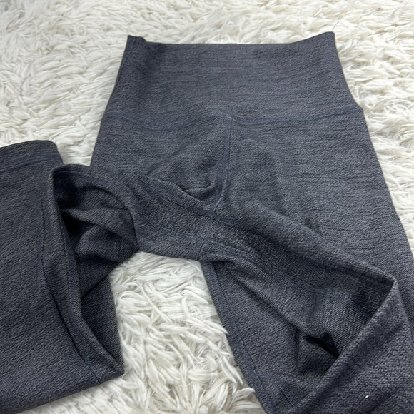 Lululemon Align Pant II 25" Mini Heathered Herringbone Heathered Black White / B - Picture 2 of 5